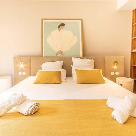 Guest house La Maison De Blanche *